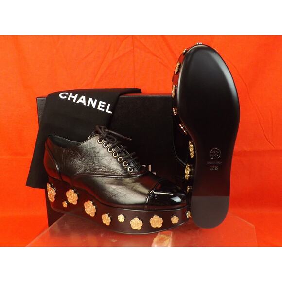 NIB CHANEL G31722 BLACK LEATHER CAMELLIA CC PLATFORM CAP TOE LACE OXFORDS 38.5 - Picture 6 of 12